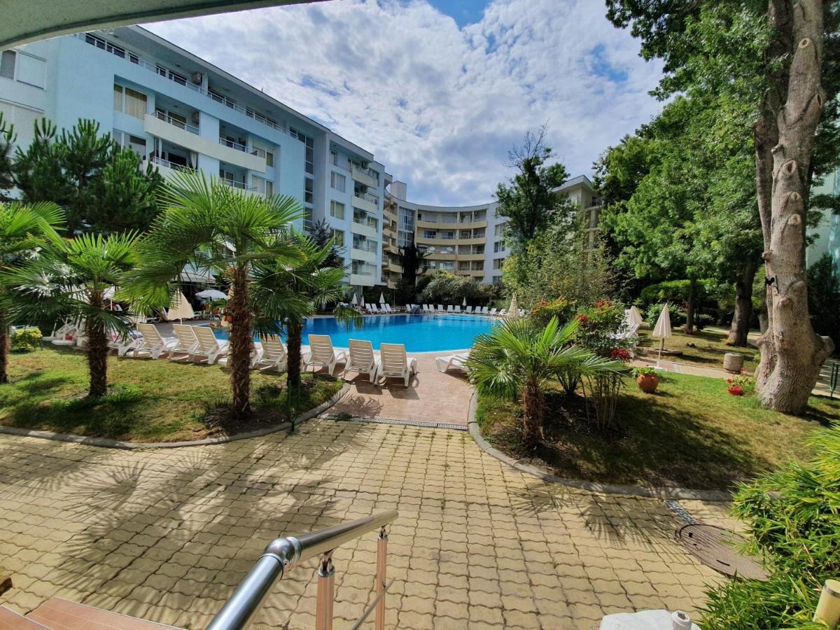 Yassen Holiday Village Sunny Beach Exterior photo