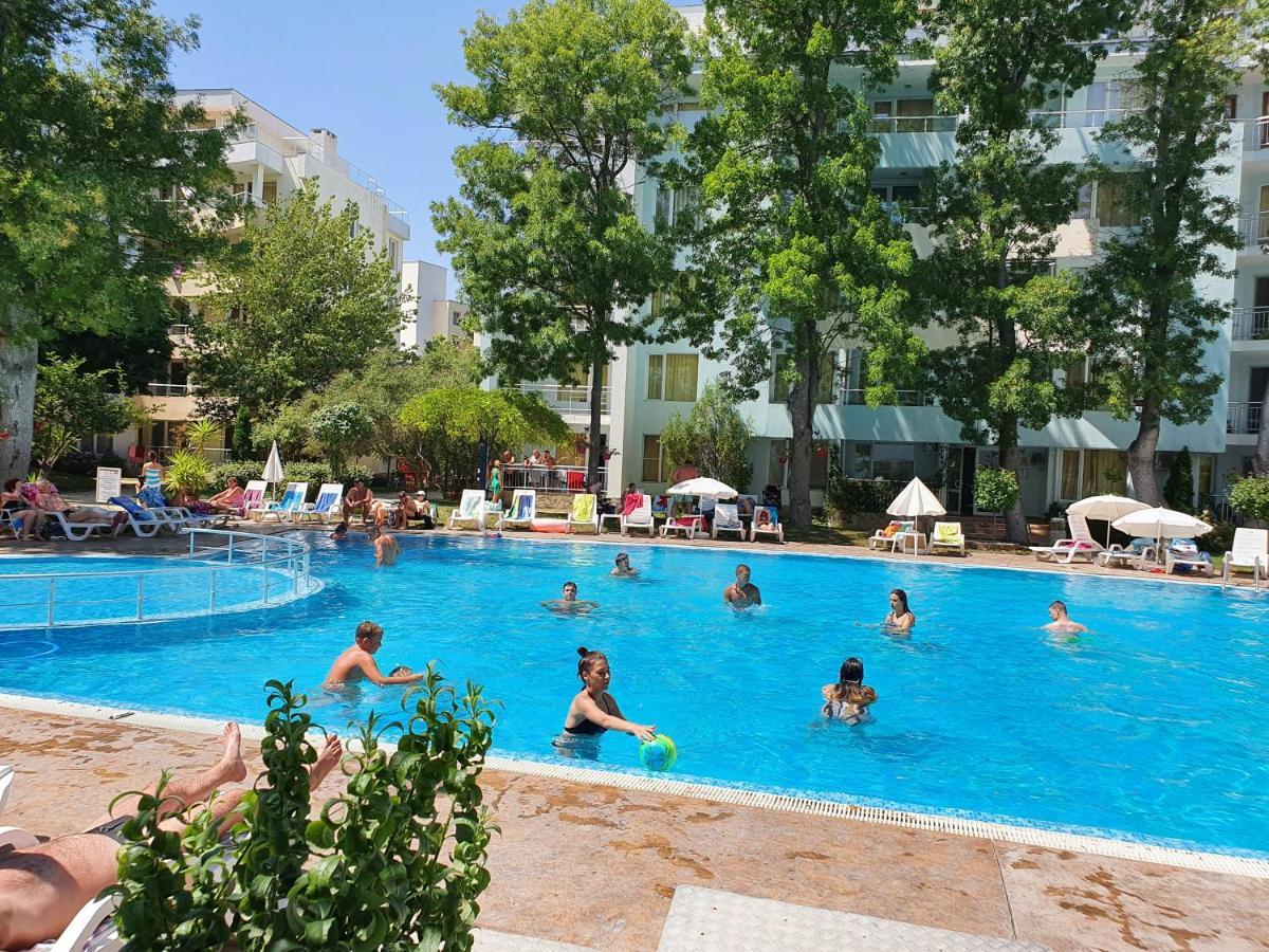 Yassen Holiday Village Sunny Beach Exterior photo