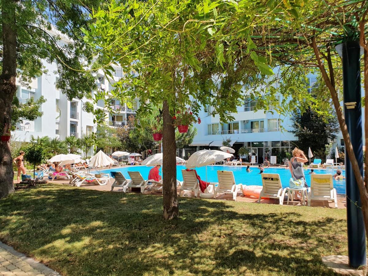 Yassen Holiday Village Sunny Beach Exterior photo